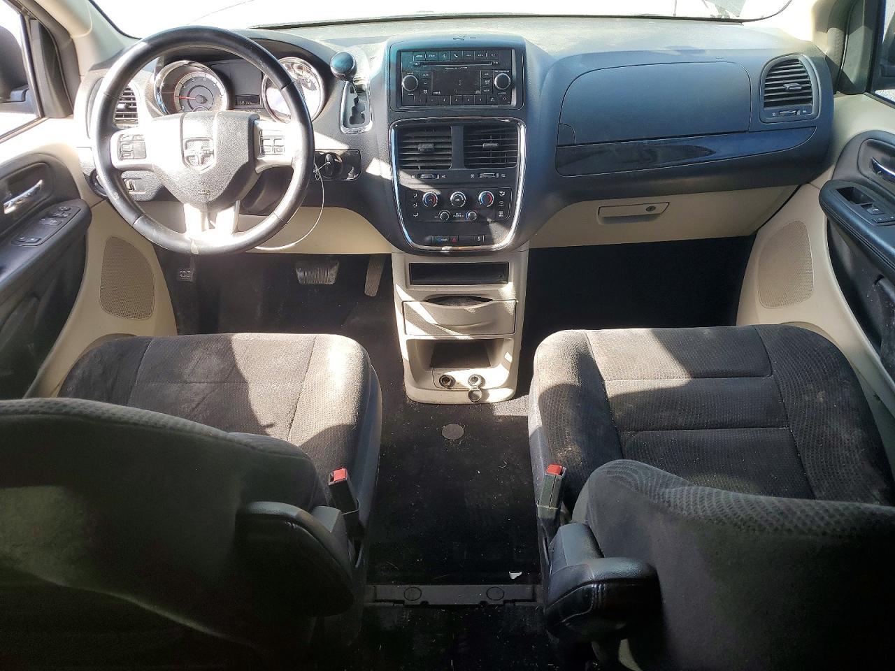 2017 Dodge Grand Caravan Se - zdjęcie 8