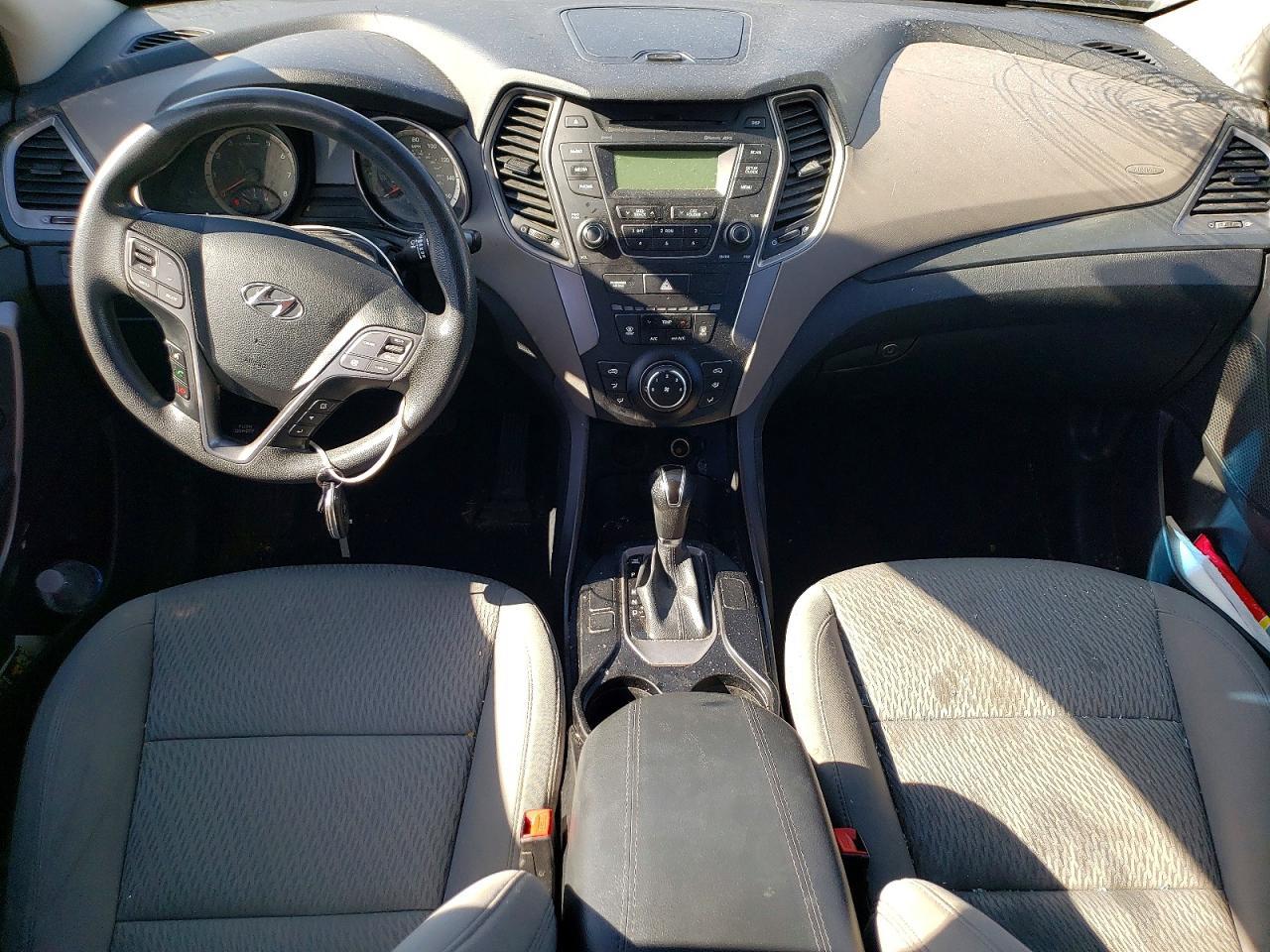2016 Hyundai Santa Fe Sport 2.4L - zdjęcie 8