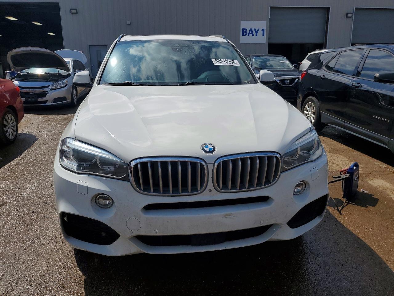 2017 BMW X5 xDrive50I - zdjęcie 5