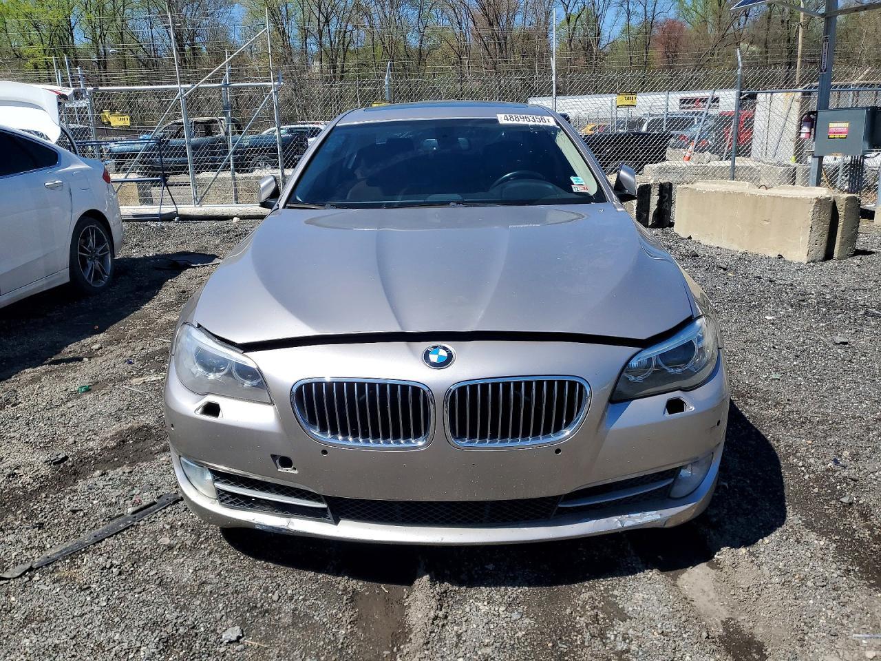 2016 BMW 528 Xi - zdjęcie 5