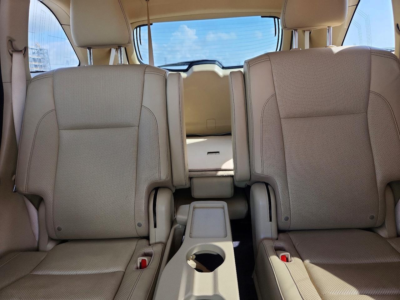 2016 Toyota Highlander Limited - zdjęcie 10