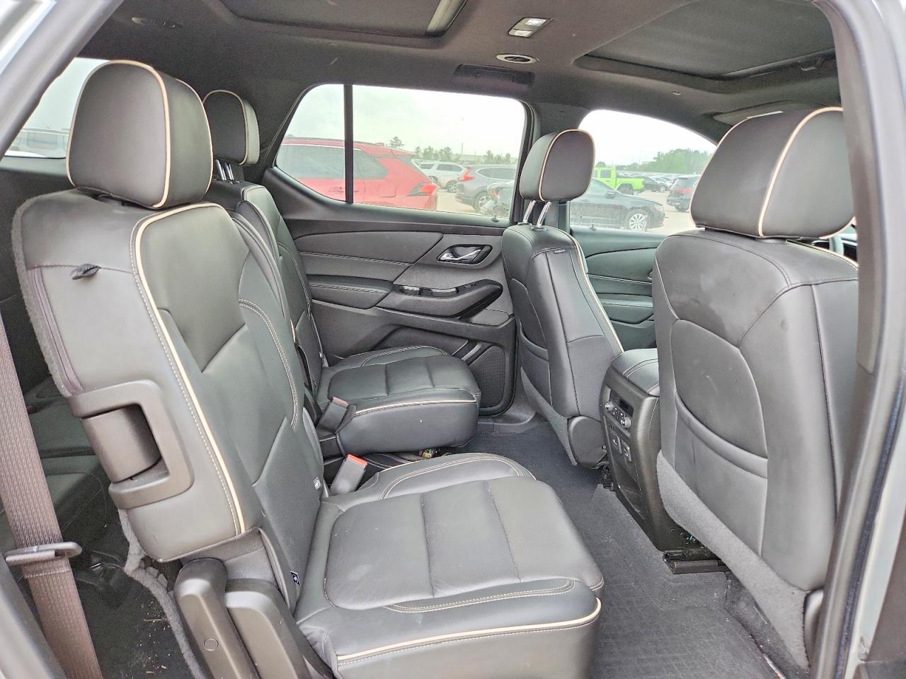 2024 Chevrolet Traverse Limited Premier - zdjęcie 11