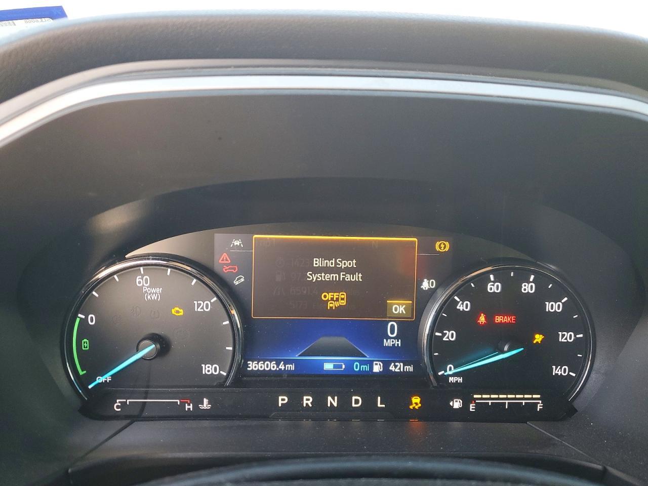 2022 Ford Escape Sel - zdjęcie 9