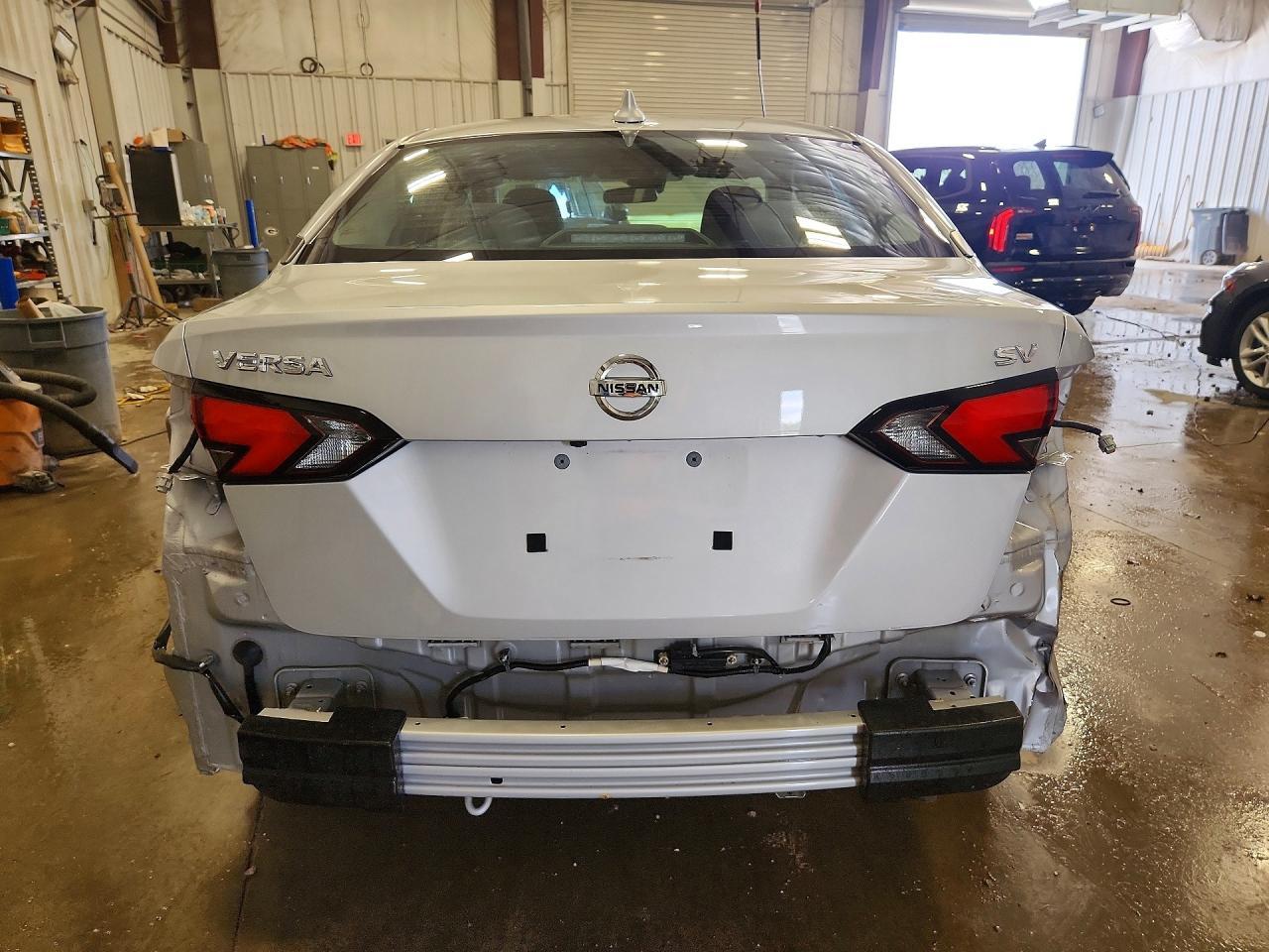 2020 Nissan Versa Sv - zdjęcie 6