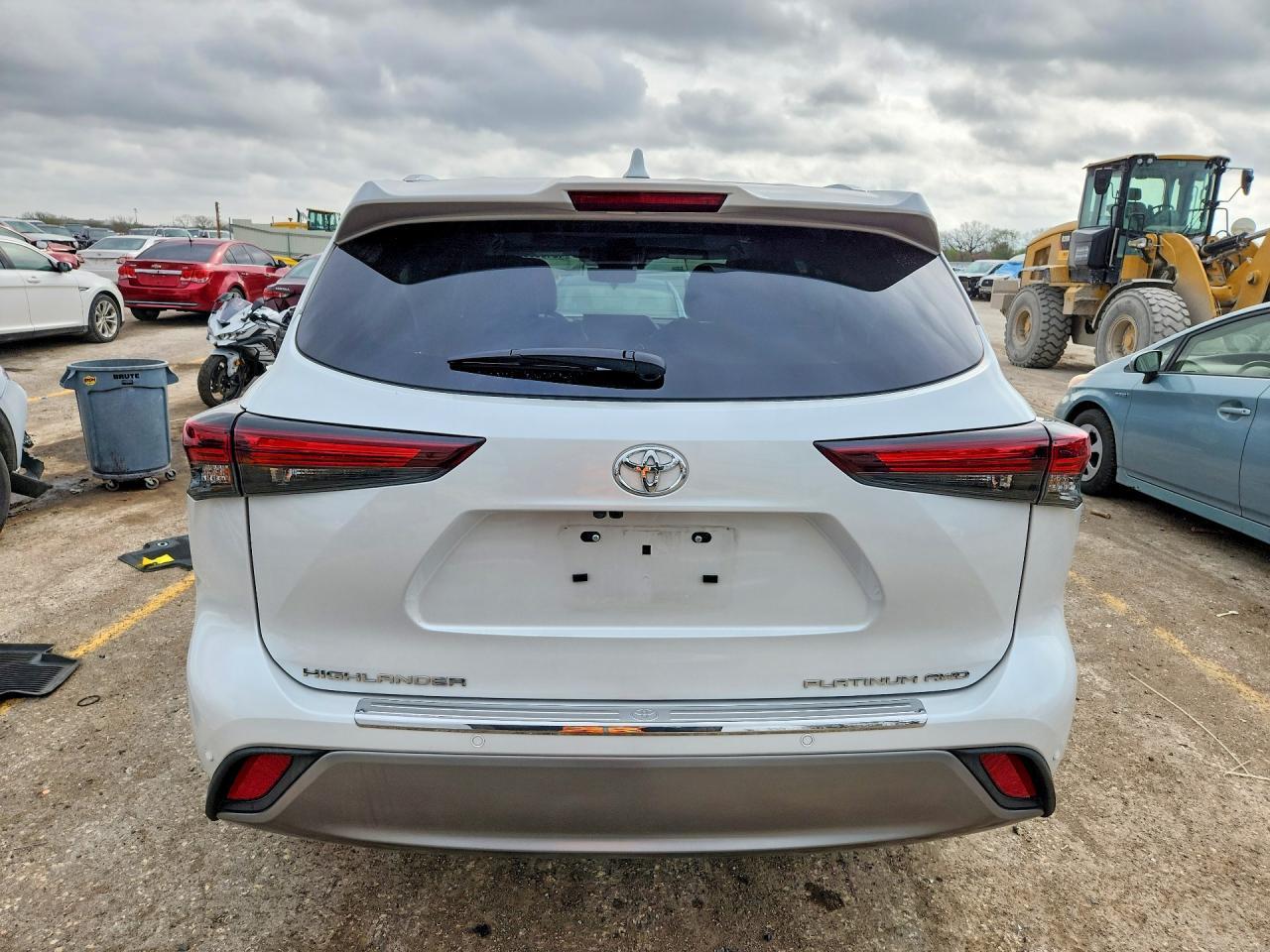 2025 Toyota Highlander Platinum - zdjęcie 6