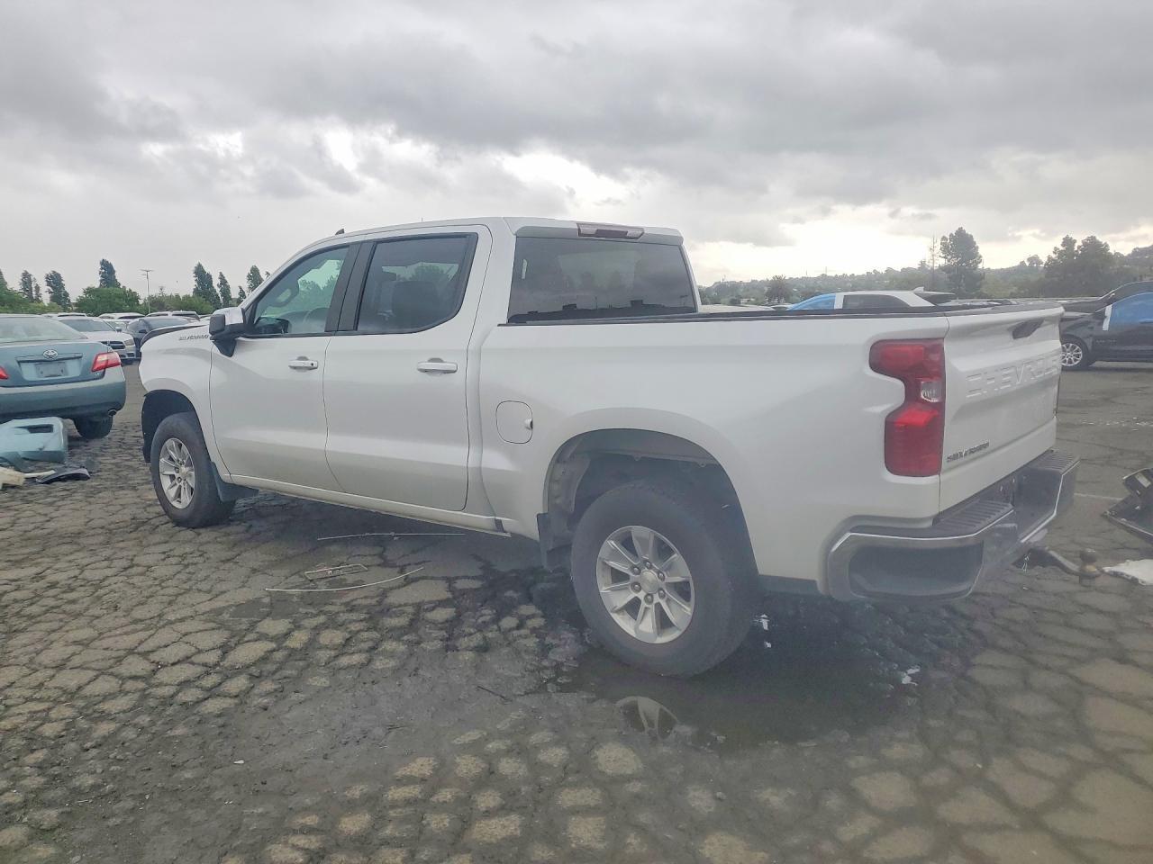 2022 Chevrolet Silverado Ltd K1500 Lt - zdjęcie 2