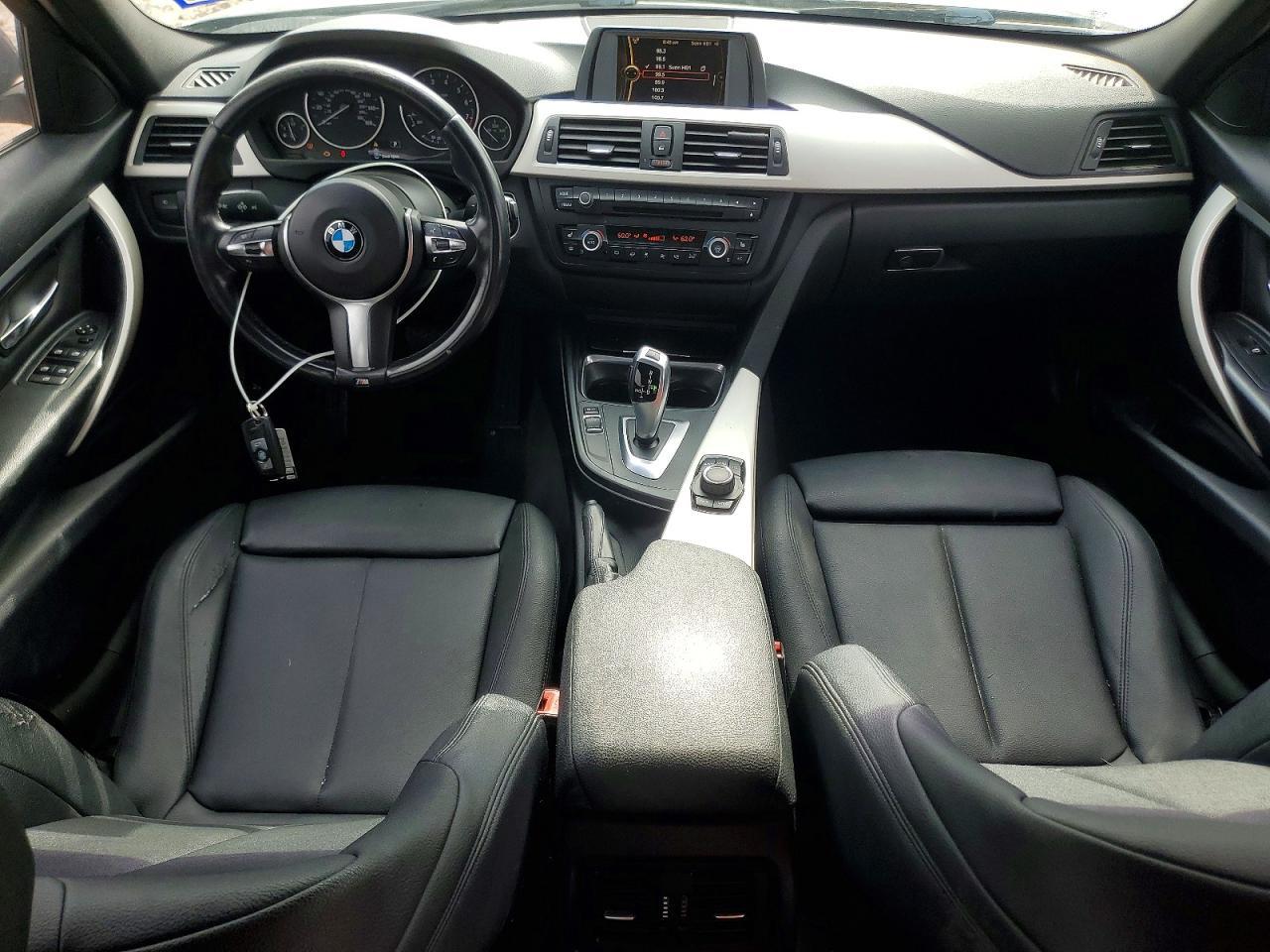 2014 BMW 320 I - zdjęcie 8
