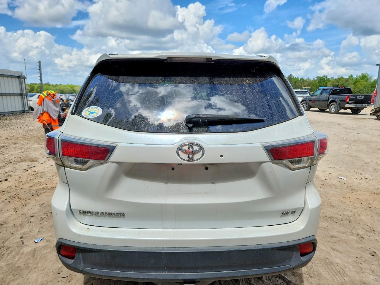 2016 Toyota Highlander Xle - zdjęcie 6
