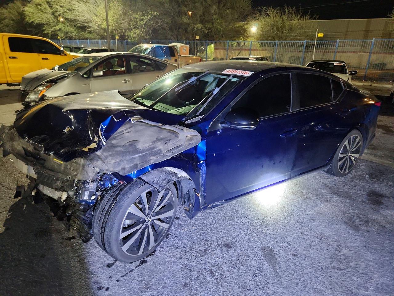 2020 Nissan Altima Sr - zdjęcie główne