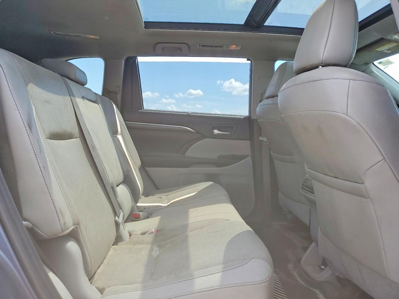 2019 Toyota Highlander Limited Platinum - zdjęcie 11