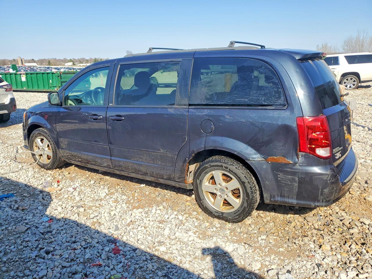 2013 Dodge Grand Caravan Sxt - zdjęcie 2
