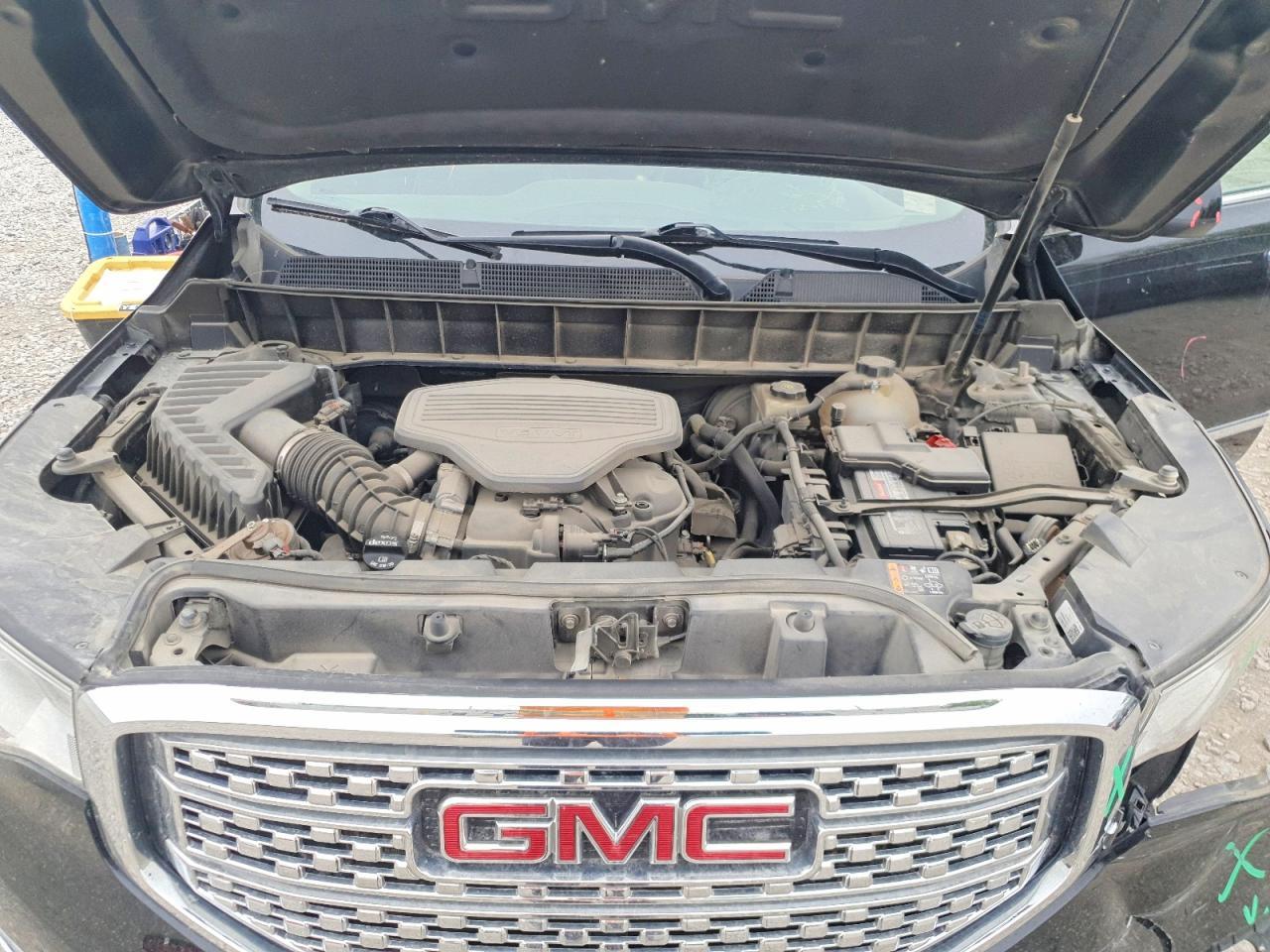 2017 GMC Acadia Denali - zdjęcie 12