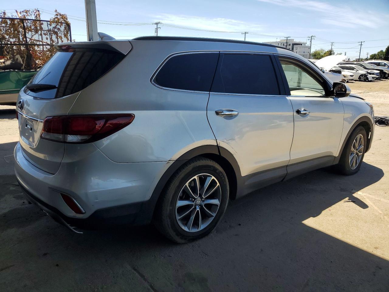 2017 Hyundai Santa Fe Se - zdjęcie 3