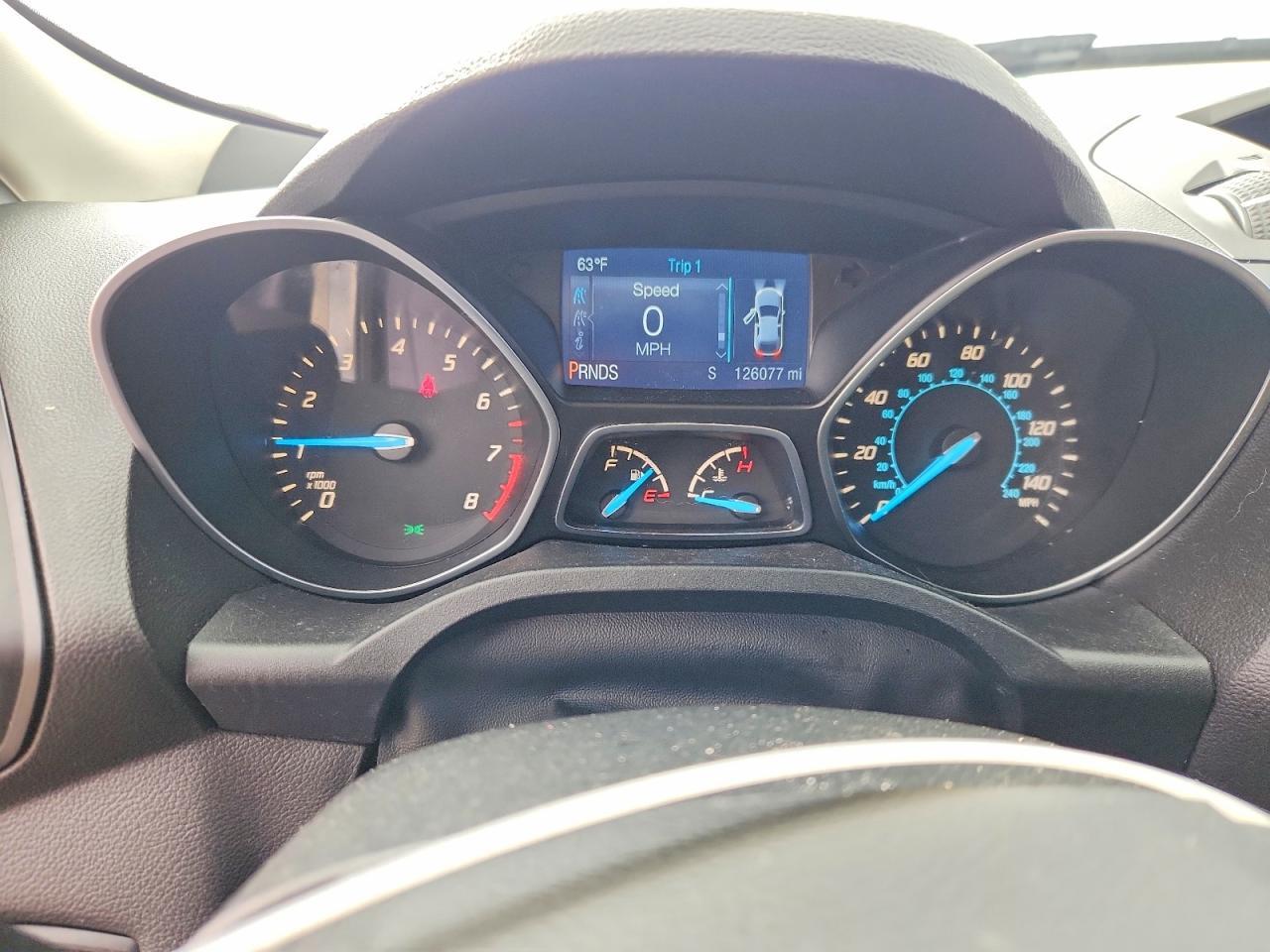 2014 Ford Escape S - zdjęcie 9