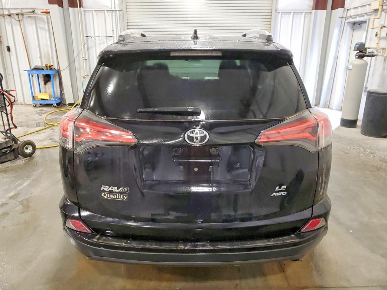 2016 Toyota Rav4 Le - zdjęcie 6