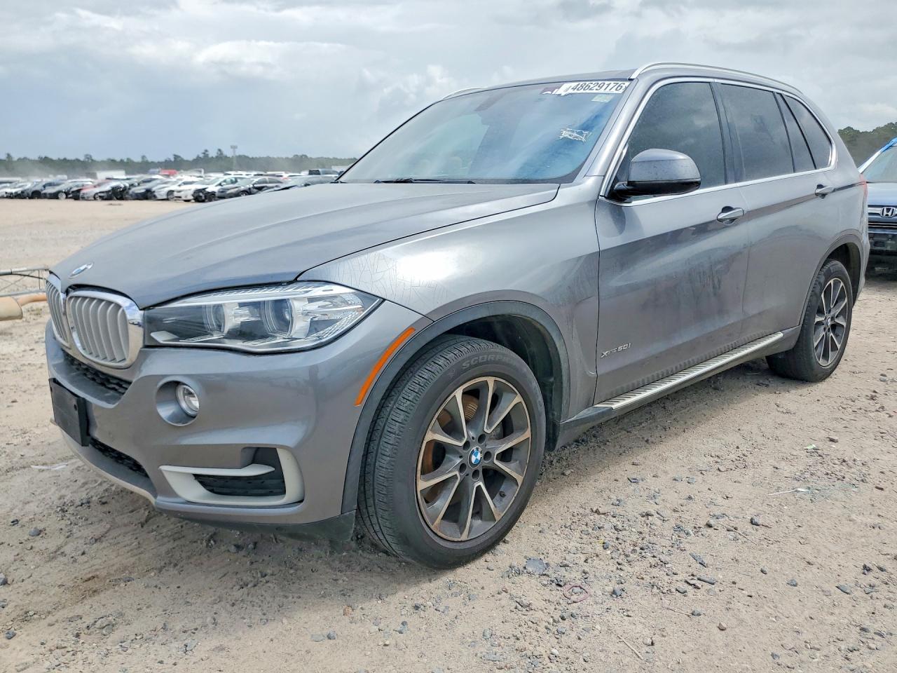2014 BMW X5 xDrive50I - zdjęcie główne