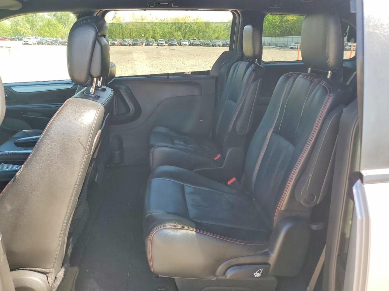 2019 Dodge Grand Caravan Gt - zdjęcie 11