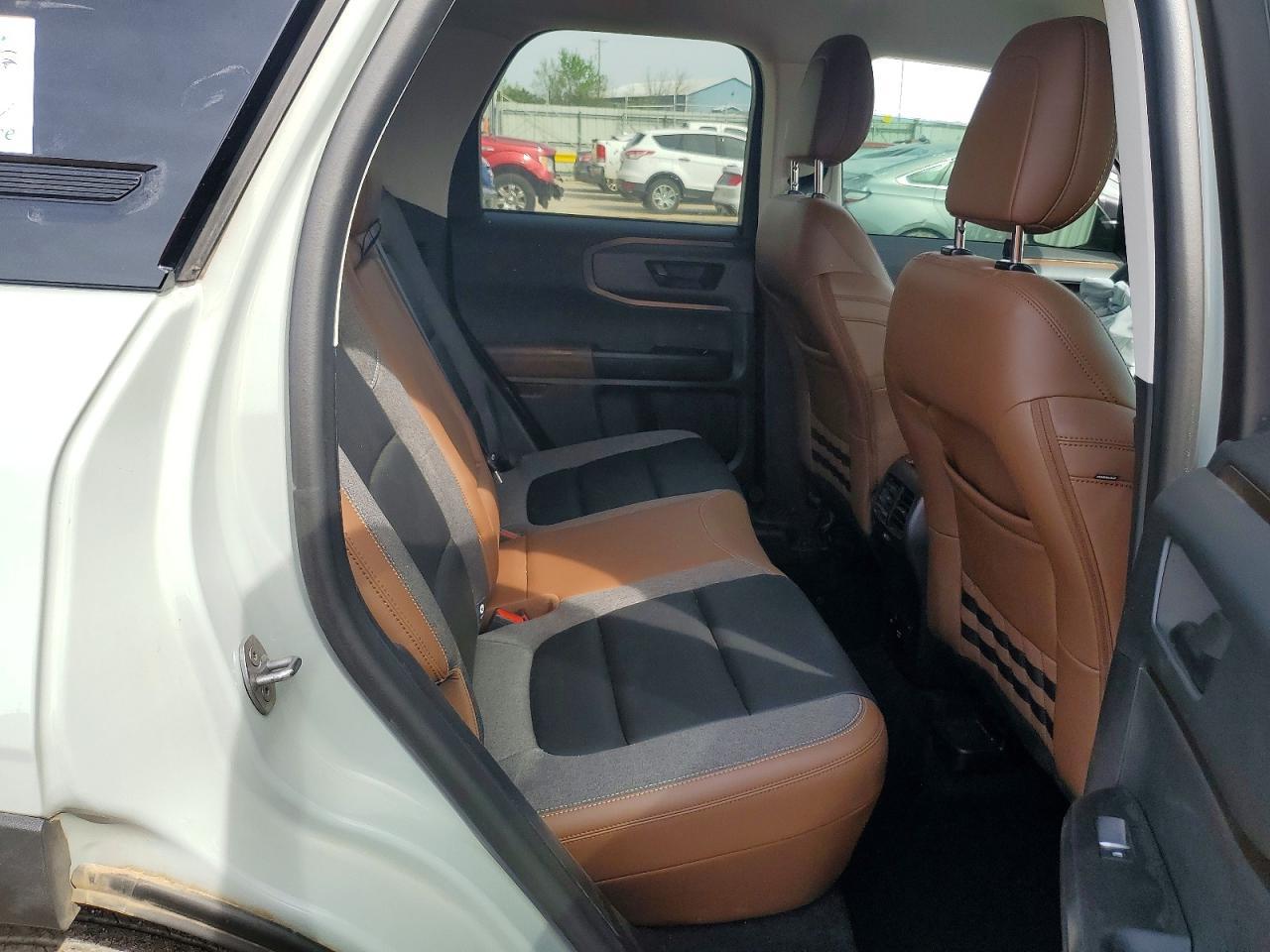 2024 Ford Bronco Sport Outer Banks - zdjęcie 11