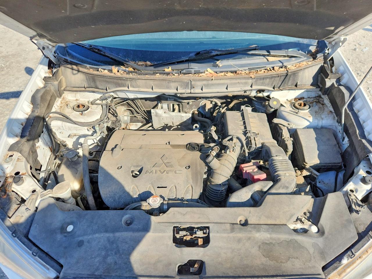 2014 Mits Outlander - zdjęcie 12