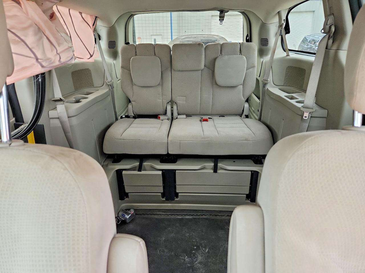 2014 Dodge Grand Caravan Se - zdjęcie 10