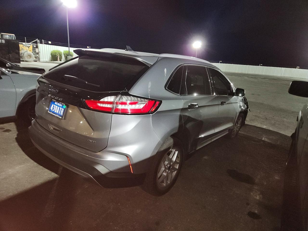 2022 Ford Edge Sel - zdjęcie 3