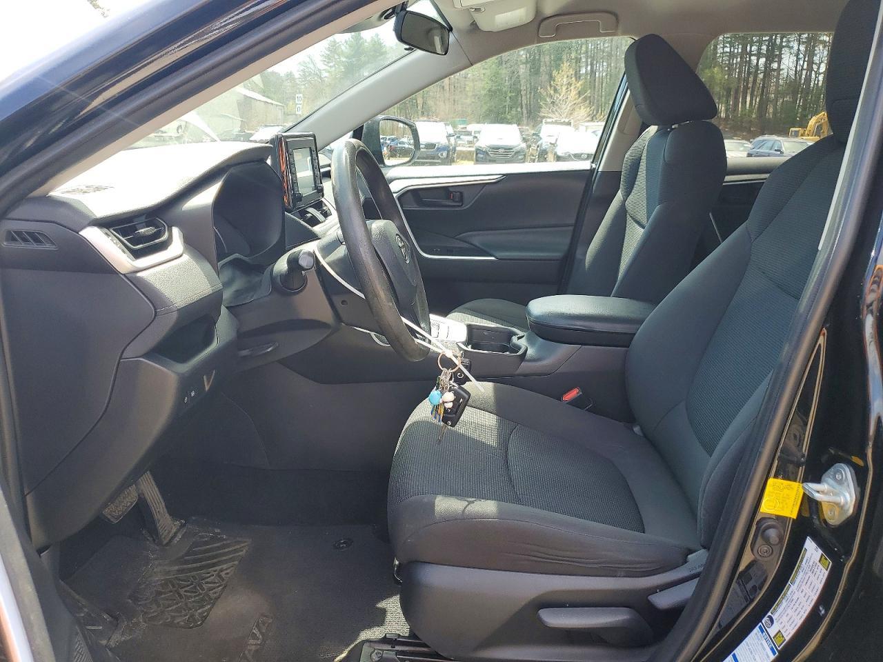 2019 Toyota Rav4 Le - zdjęcie 7