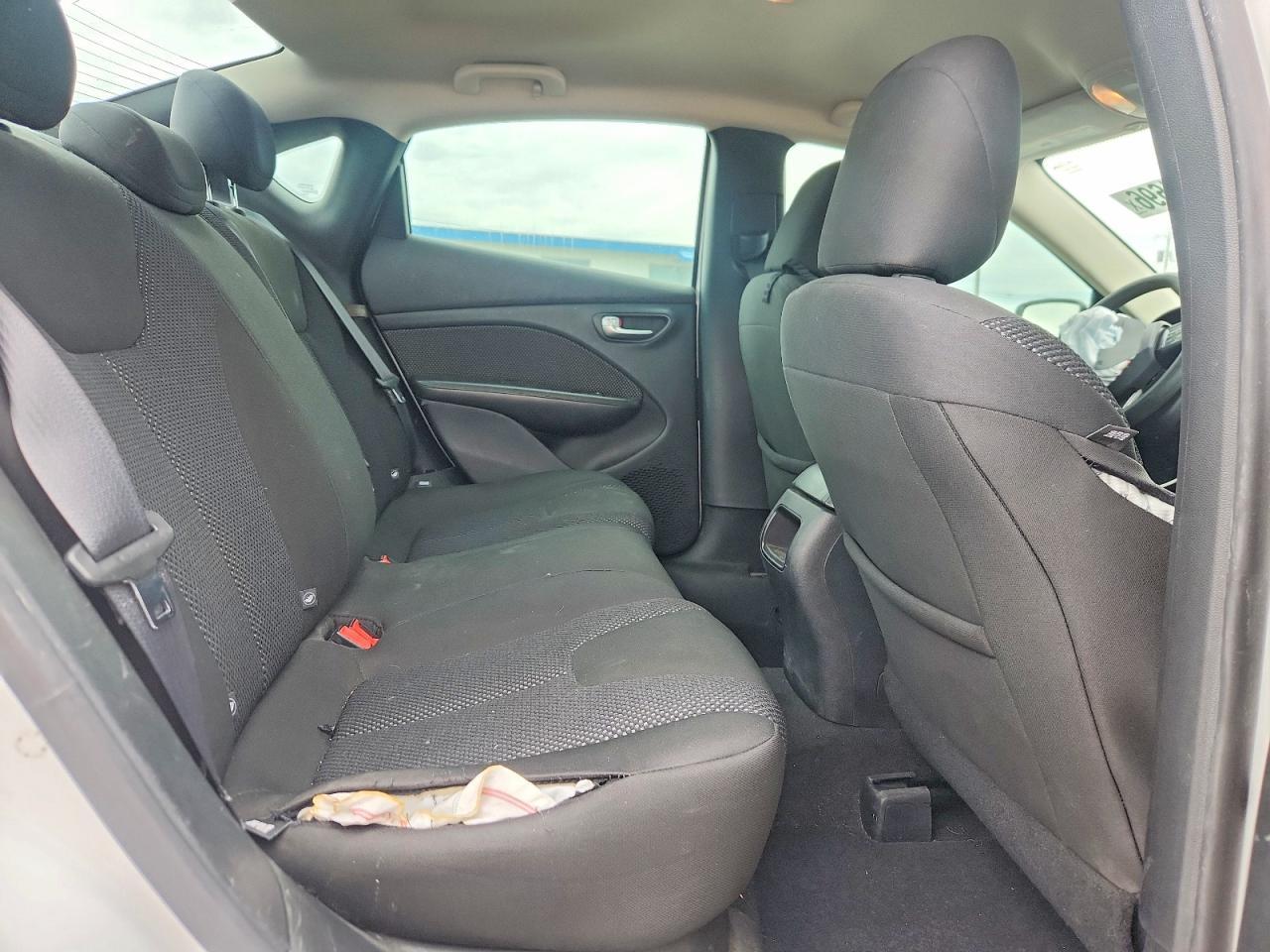 2016 Dodge Dart Se - zdjęcie 10