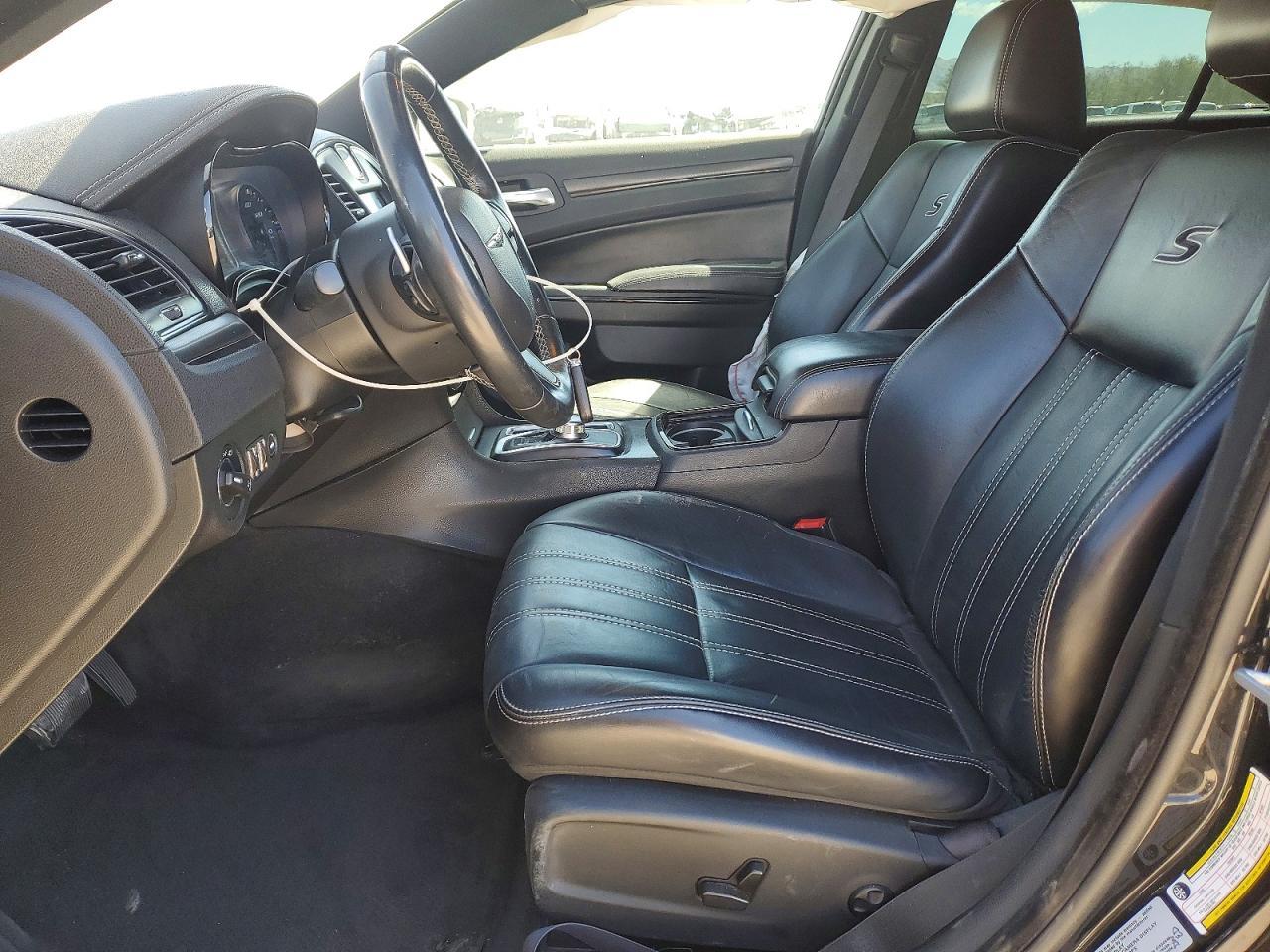 2015 Chrysler 300 S - zdjęcie 7