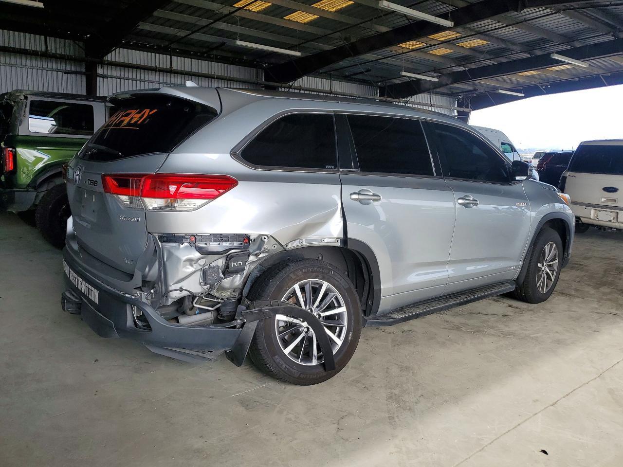 2018 Toyota Highlander Hybrid Xle - zdjęcie 3