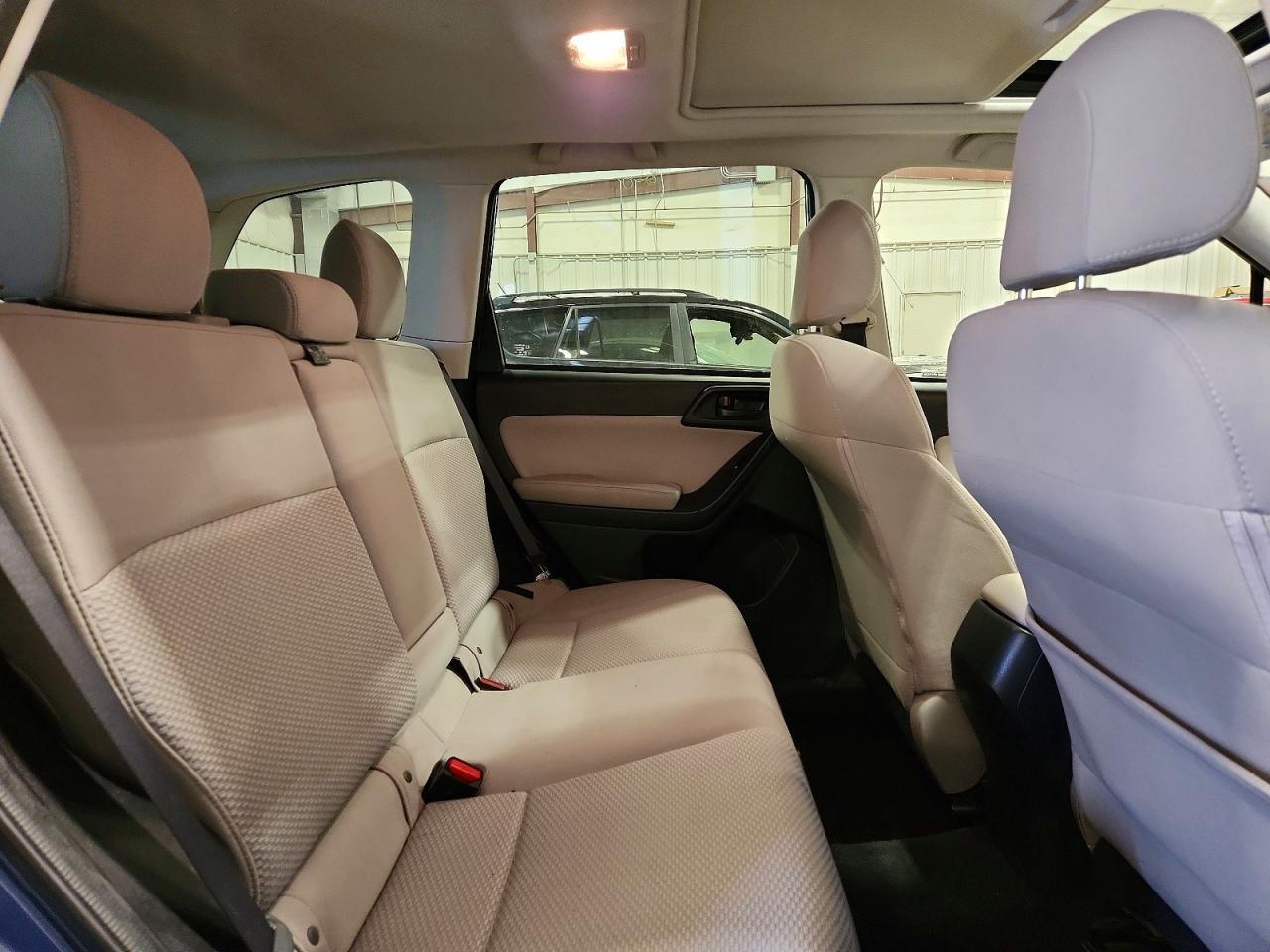 2016 Subaru Forester 2.5I Premium - zdjęcie 11