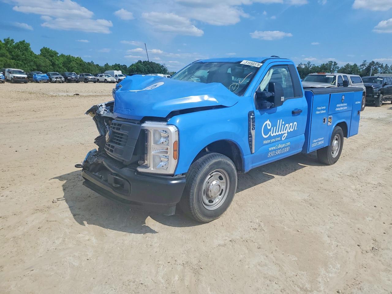 2024 Ford F250 - zdjęcie główne