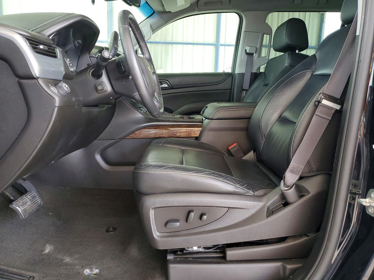 2017 Chevrolet Tahoe C1500 Lt - zdjęcie 7