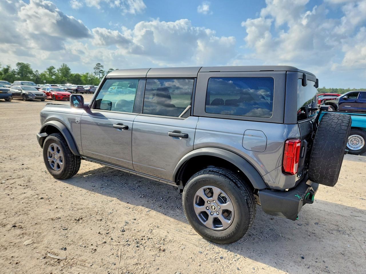 2025 Ford Bronco Big Bend - zdjęcie 2