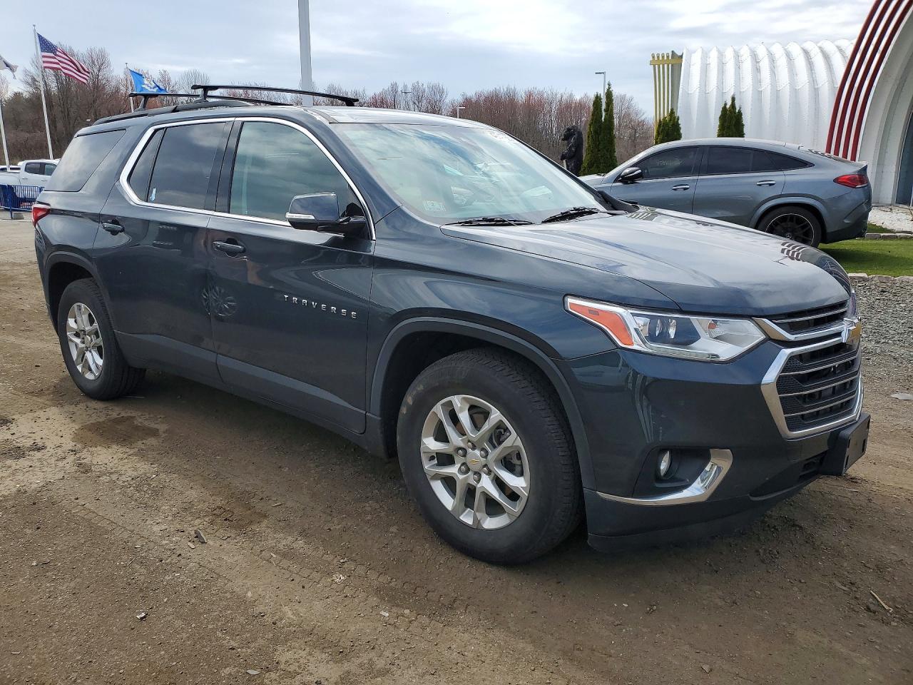 2020 Chevrolet Traverse Lt - zdjęcie 4