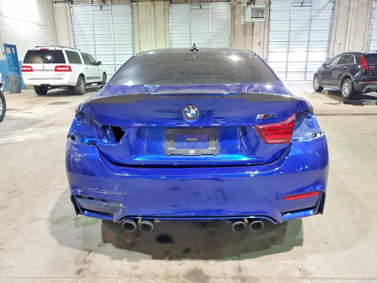 2020 BMW M4 - zdjęcie 6