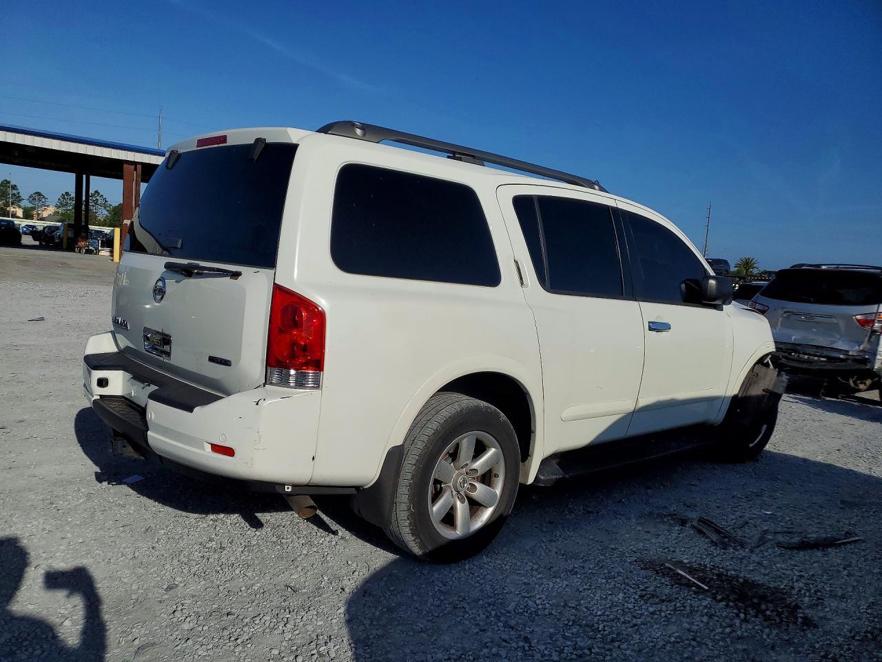 2014 Nissan Armada Sv - zdjęcie 3