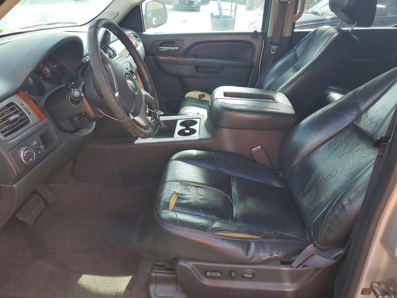 2014 Chevrolet Tahoe C1500 Lt - zdjęcie 7