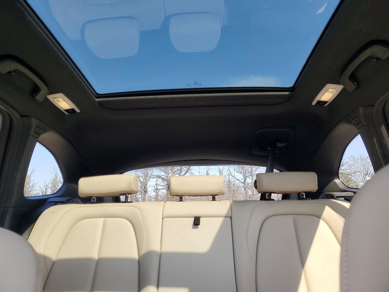 2021 BMW X1 xDrive28I - zdjęcie 10