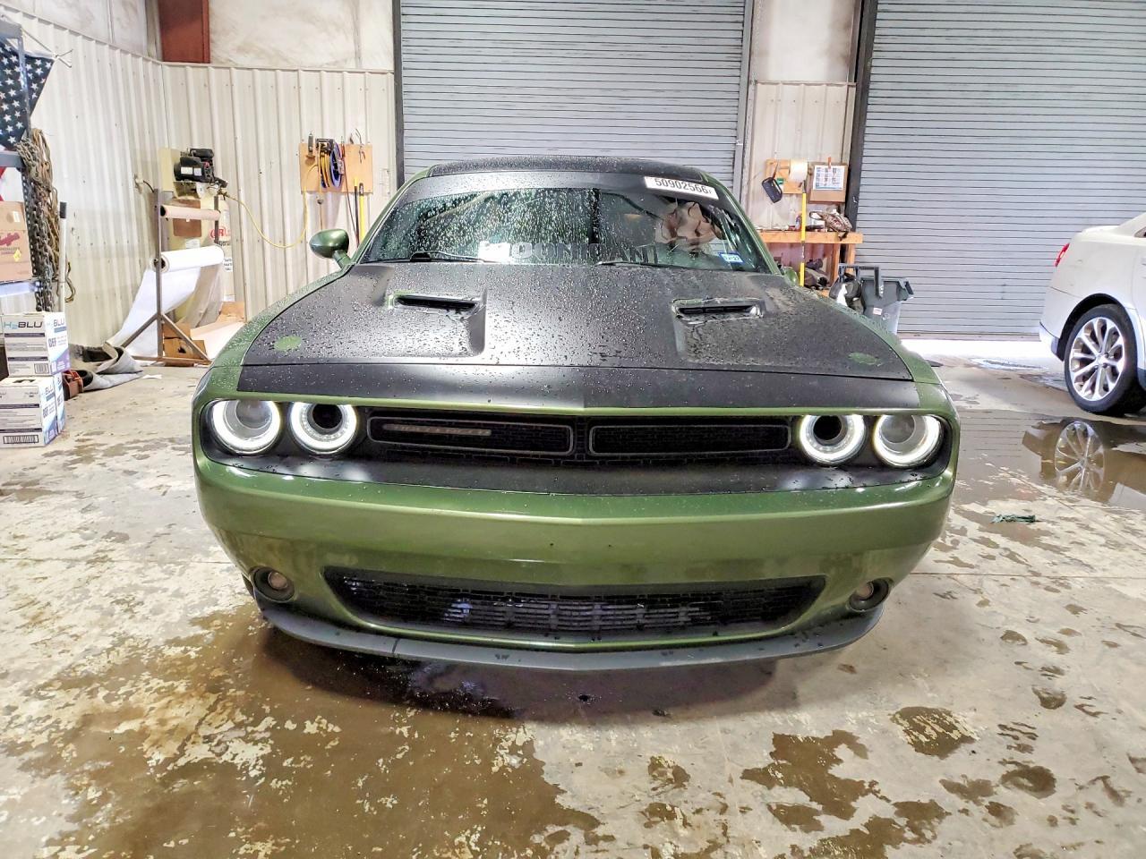 Dodge Challenger - zdjęcie 5