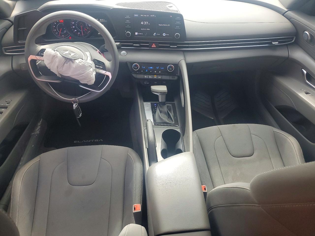 2022 Hyundai Elantra Sel - zdjęcie 8