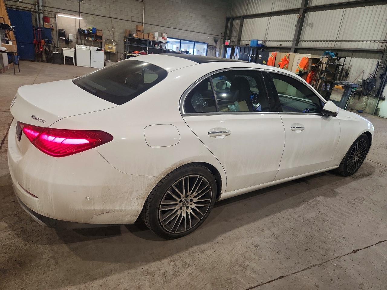 2023 Mercedes Benz C 300 4Matic - zdjęcie 3