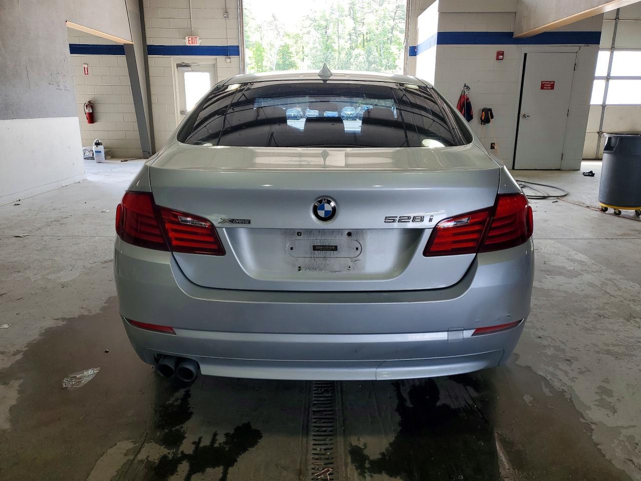2013 BMW 528 Xi - zdjęcie 6