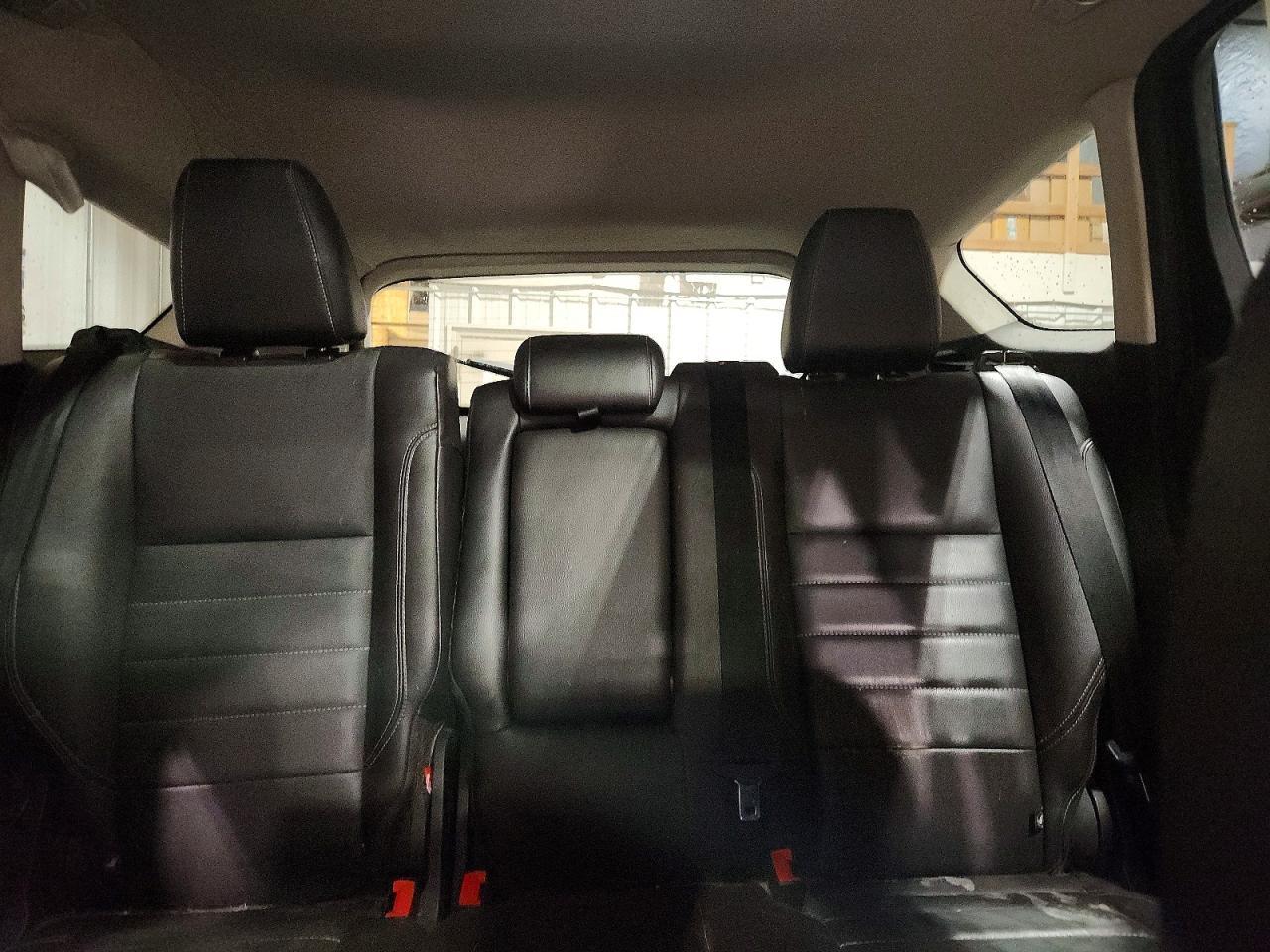 2014 Ford Escape Titanium - zdjęcie 10