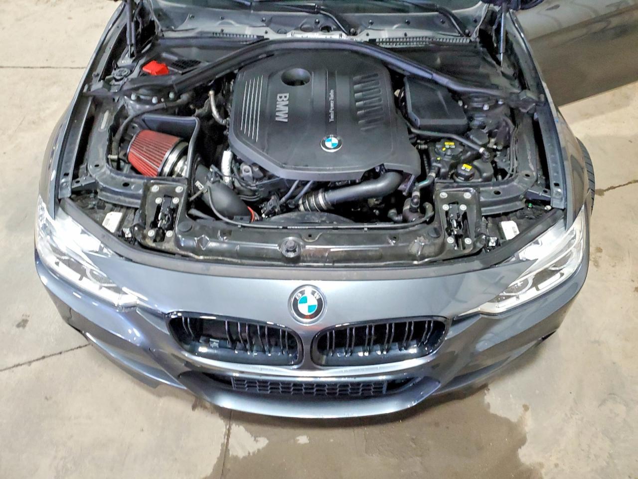 2016 BMW 340 Xi - zdjęcie 11