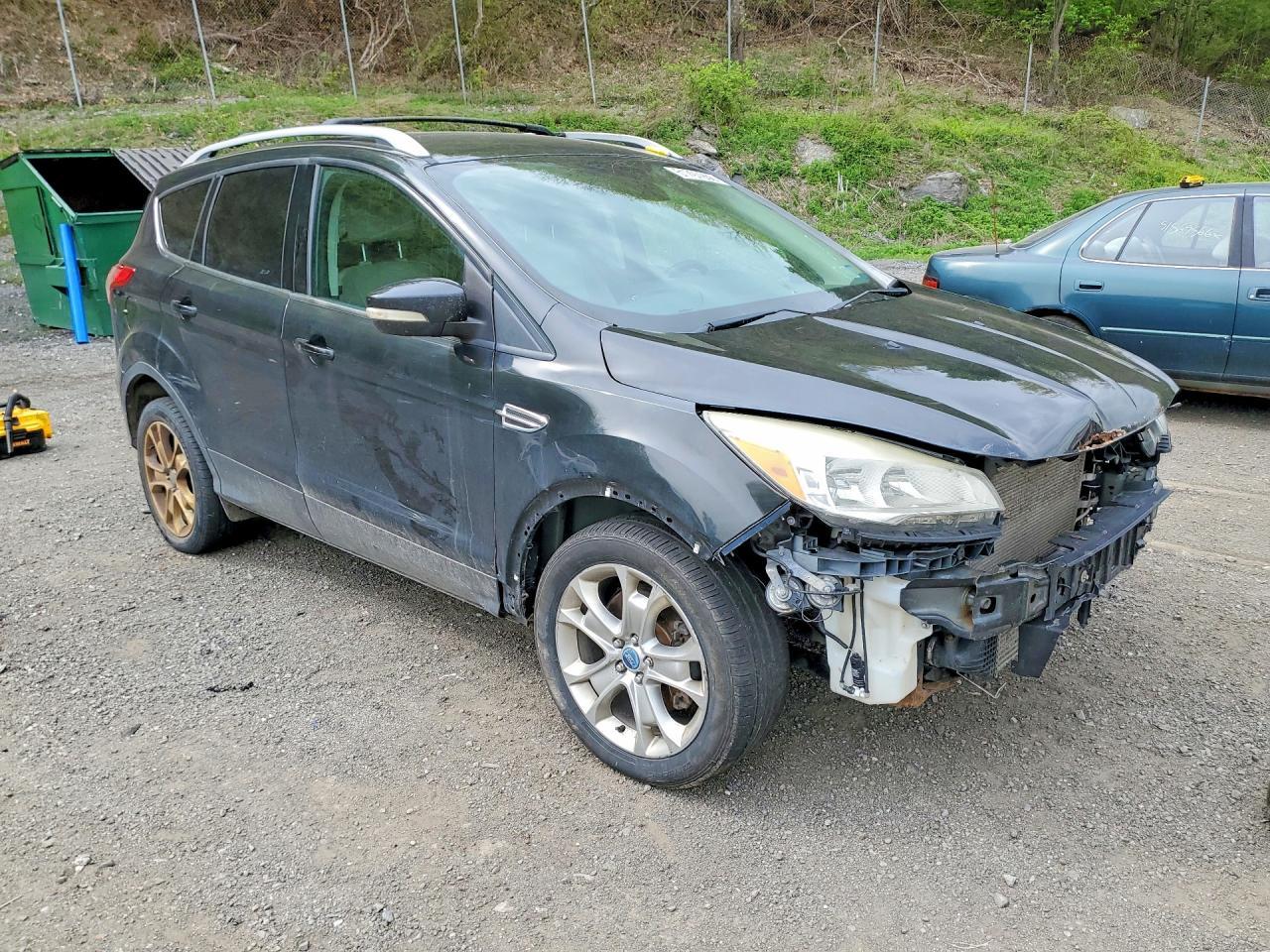 2014 Ford Escape Titanium - zdjęcie 4
