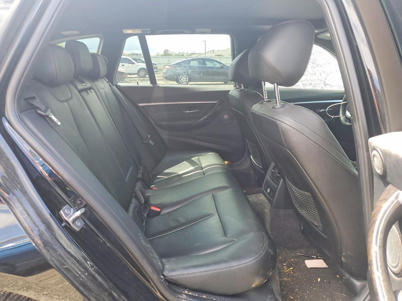 2016 BMW Seria 3 328i - zdjęcie 10
