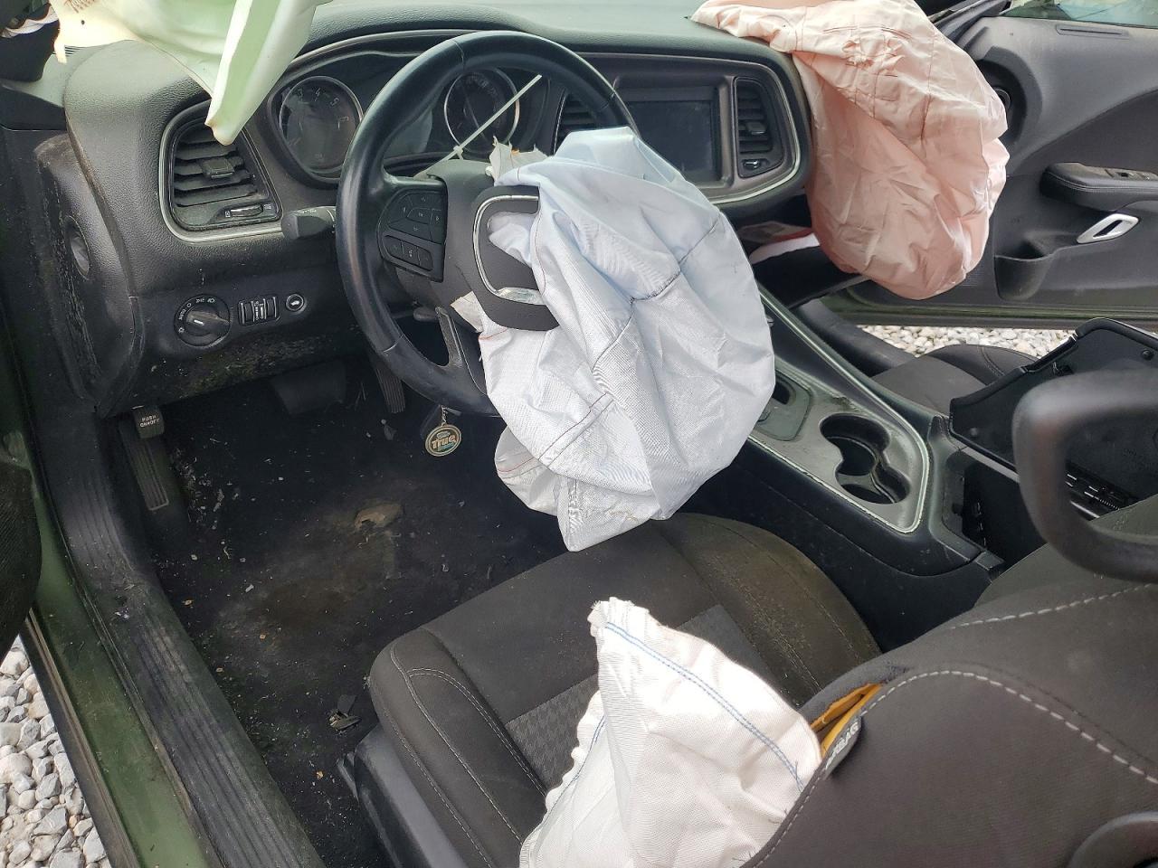 2021 Dodge Challenger Sxt - zdjęcie 8