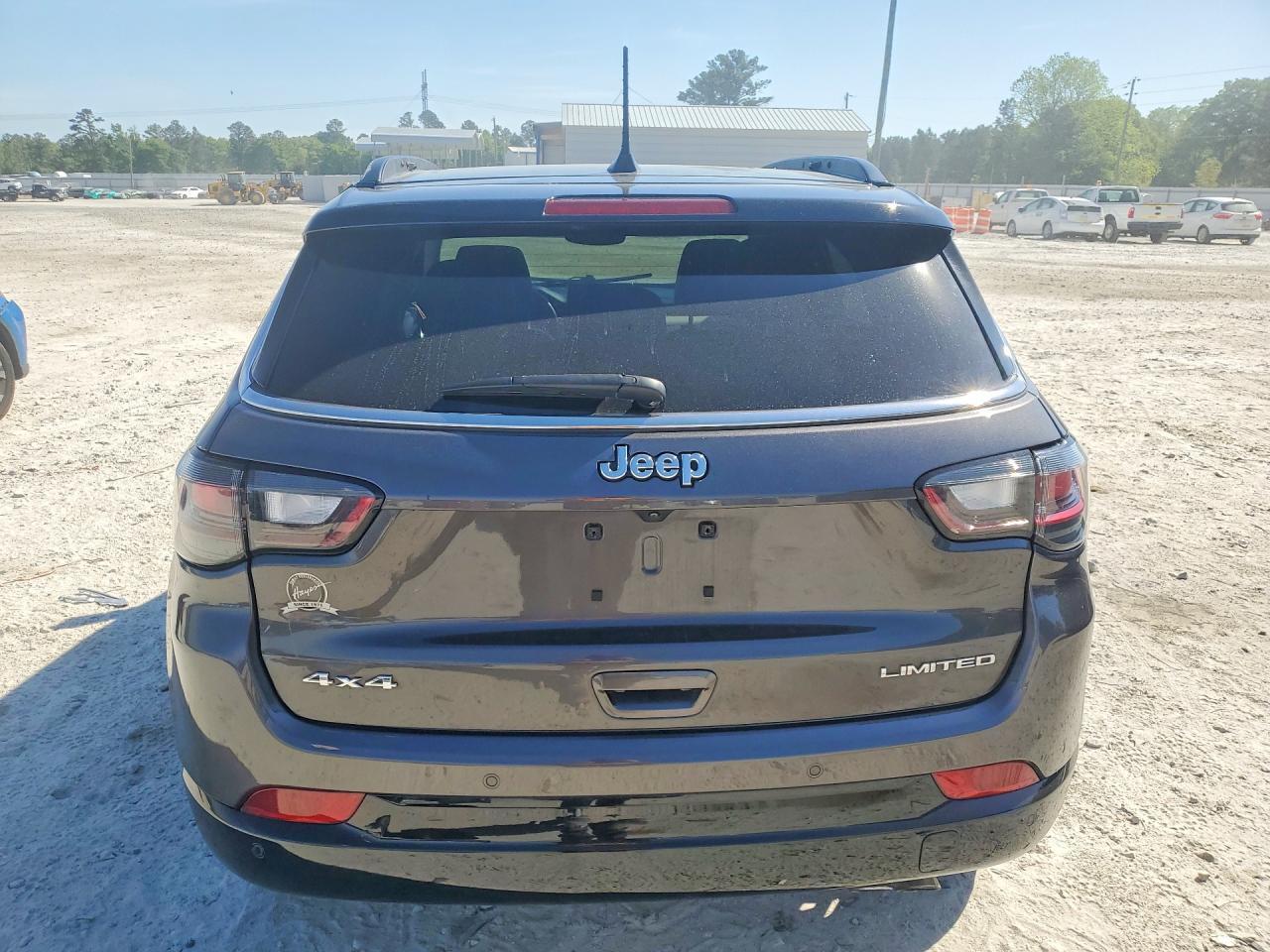 2022 Jeep Compass Limited - zdjęcie 6