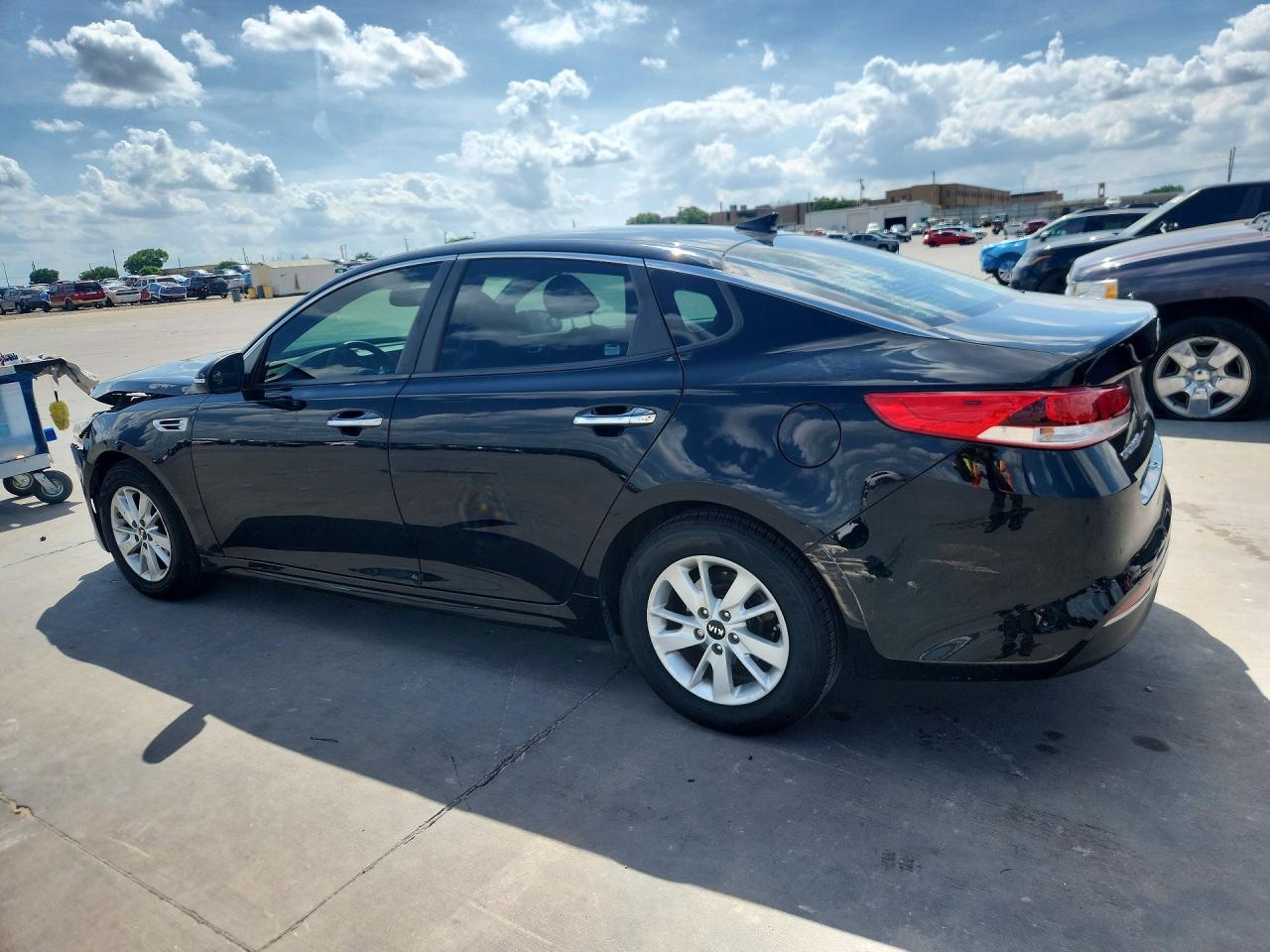 2016 Kia Optima Lx - zdjęcie 2