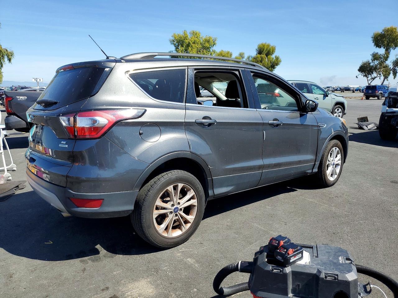 2017 Ford Escape Se - zdjęcie 3